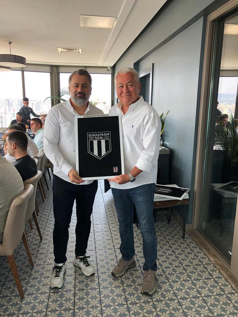 MERSİN BEŞİKTAŞLILAR DERNEĞİ YENİ ÜYELERİ DİVAN OTELDE DÜZENLENEN ÖĞLE YEMEĞİNDE BİR ARAYA GELDİ