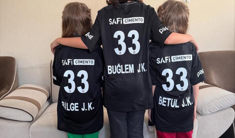  Süpriz doğum günü kutlaması yaptık