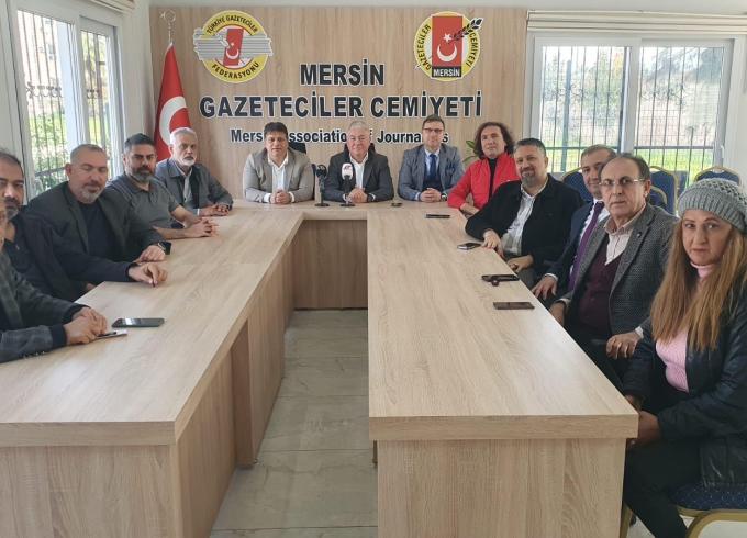 Gazetciler cemiyetine hayirli olsun ziyareti